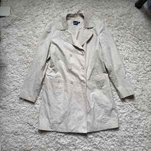 GAP Light Beige Double-Breasted Trench Coat. Size Med. SPRING. Great Shape!